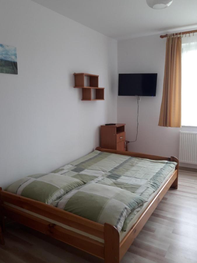 Nad Bieszczadzkim Morzem Apartment โปลันชิกค์ ภายนอก รูปภาพ